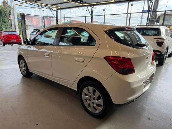 CHEVROLET-ONIX-1.4 MPFI LT 8V FLEX 4P MANUAL CHEVROLET-ONIX-2014