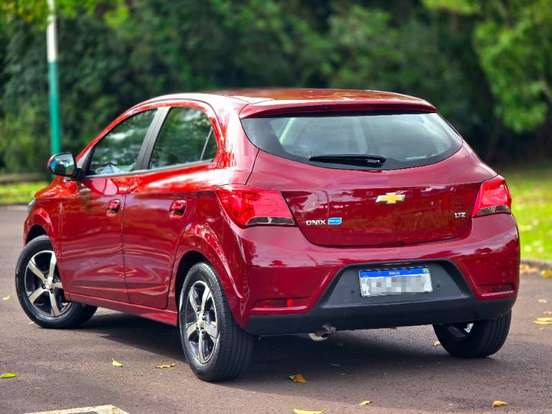 CHEVROLET-ONIX-2018