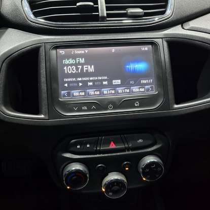 CHEVROLET-ONIX-2015