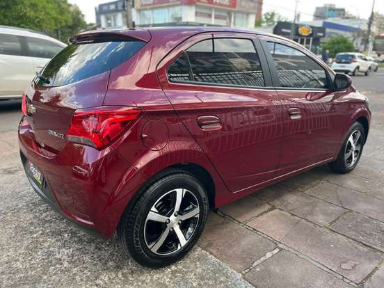 CHEVROLET-ONIX-1.4 MPFI LTZ 8V FLEX 4P AUTOMÁTICO CHEVROLET-ONIX-2016