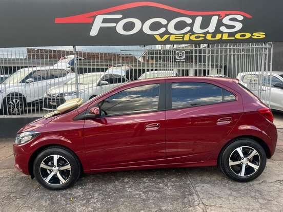 CHEVROLET-ONIX-2016