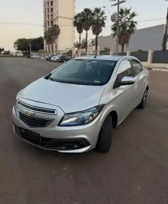 CHEVROLET-PRISMA-2015