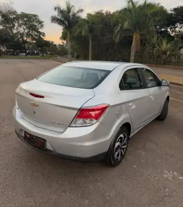 CHEVROLET-PRISMA-2015