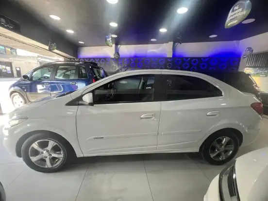 CHEVROLET-PRISMA-2017