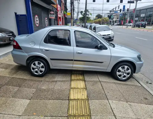 CHEVROLET-PRISMA-2011