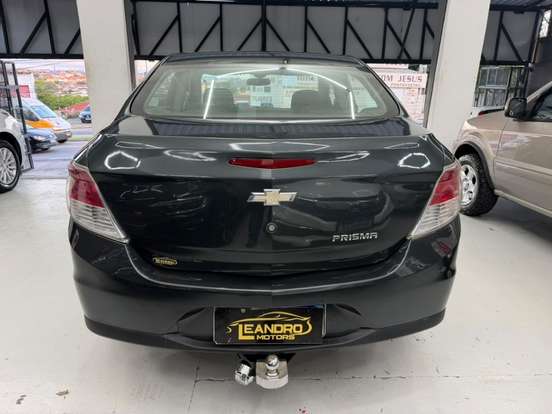 CHEVROLET-PRISMA-2016