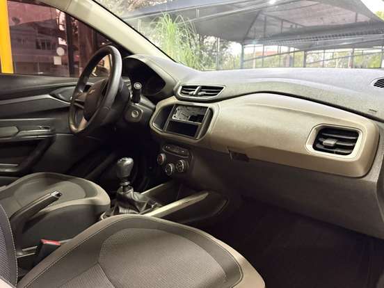 CHEVROLET-PRISMA-2016