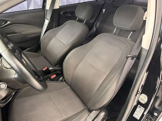 CHEVROLET-PRISMA-2018