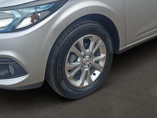 CHEVROLET-PRISMA-2015
