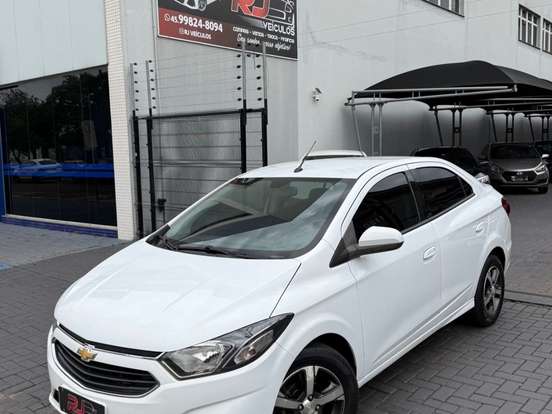 CHEVROLET-PRISMA-2018