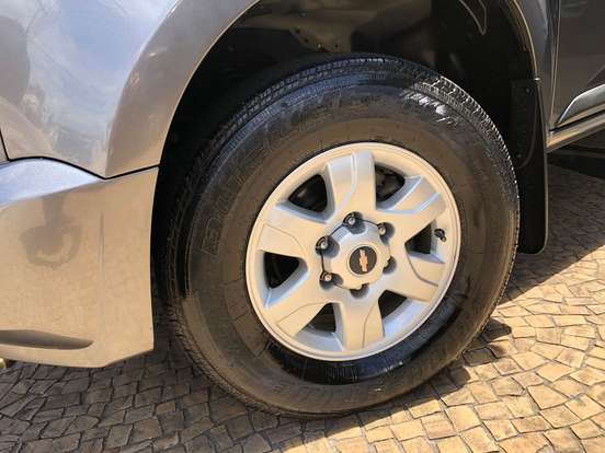CHEVROLET-S10-2.4 LT 4X2 CD 8V FLEX 4P MANUAL CHEVROLET-S10-2012