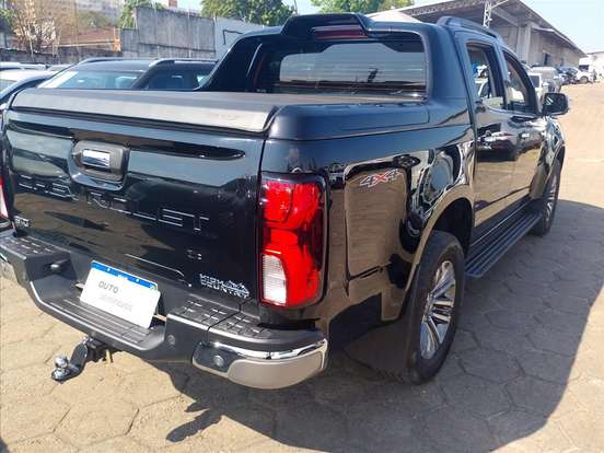 CHEVROLET-S10-2.8 16V TURBO DIESEL HIGH COUNTRY CD 4X4 AUTOMÁTICO CHEVROLET-S10-2025