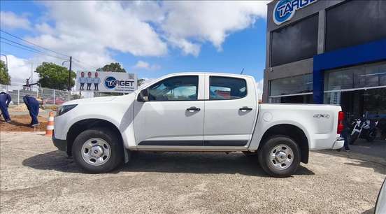 CHEVROLET-S10-2.8 16V TURBO DIESEL LS CD 4X4 MANUAL CHEVROLET-S10-2023