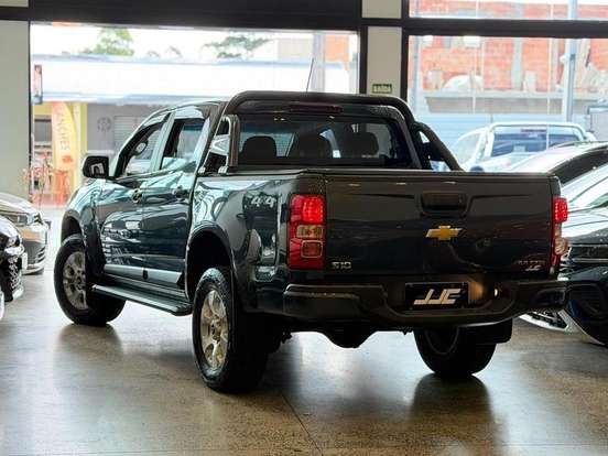 CHEVROLET-S10-2.8 16V TURBO DIESEL LS CD 4X4 MANUAL CHEVROLET-S10-2023