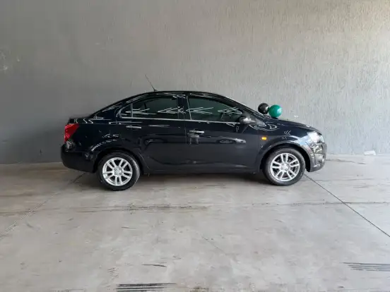 CHEVROLET-SONIC-2014