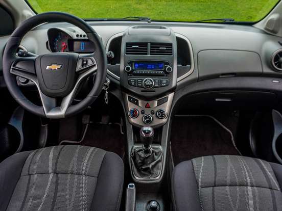 CHEVROLET-SONIC-1.6 LT 16V FLEX 4P MANUAL CHEVROLET-SONIC-2013