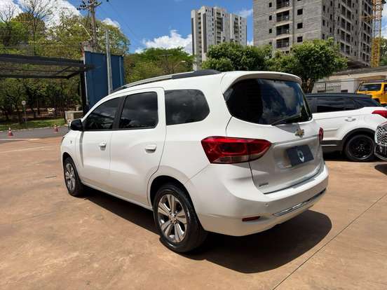 CHEVROLET-SPIN-2022