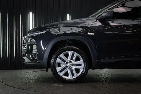 CHEVROLET-TRACKER-2025