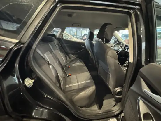 CHEVROLET-TRACKER-2021