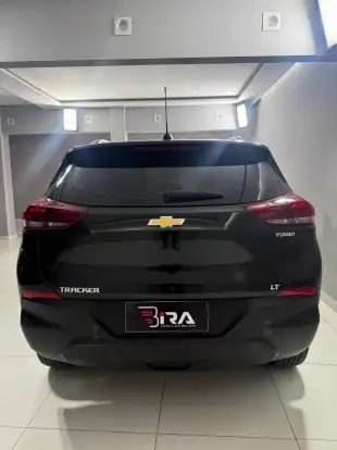 CHEVROLET-TRACKER-2020