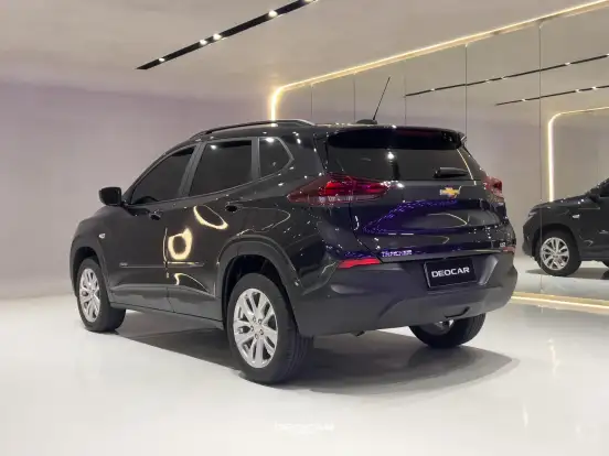 CHEVROLET-TRACKER-2024
