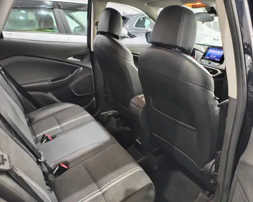 CHEVROLET-TRACKER-2020