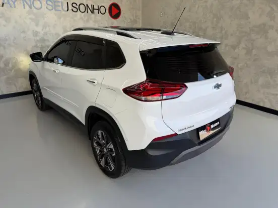 CHEVROLET-TRACKER-2023