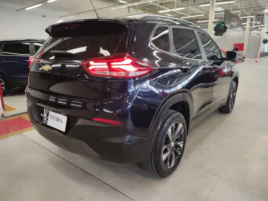 CHEVROLET-TRACKER-2022