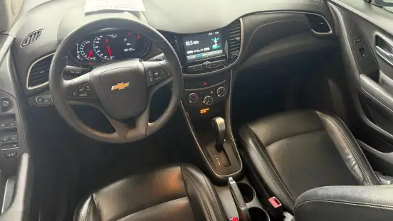 CHEVROLET-TRACKER-2018