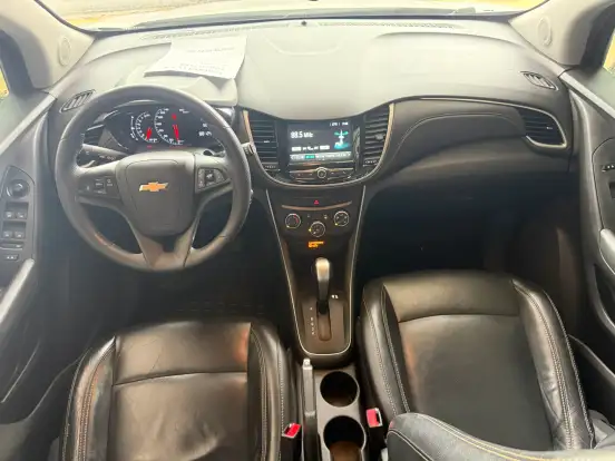 CHEVROLET-TRACKER-2018
