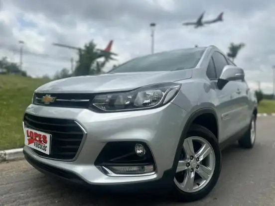 CHEVROLET-TRACKER-2018