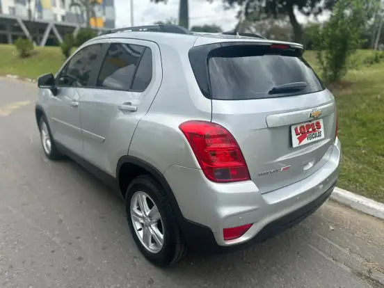 CHEVROLET-TRACKER-2018