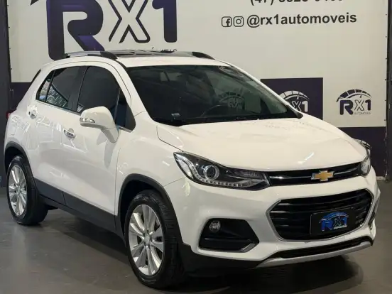 CHEVROLET-TRACKER-2019