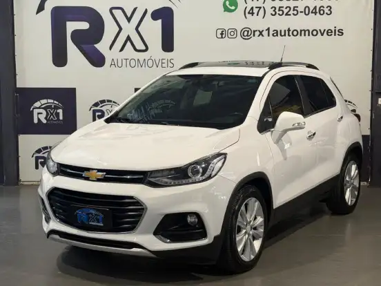 CHEVROLET-TRACKER-2019