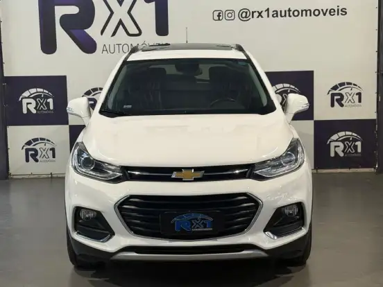CHEVROLET-TRACKER-2019