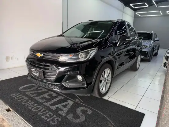CHEVROLET-TRACKER-2017