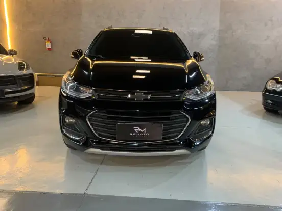 CHEVROLET-TRACKER-2018
