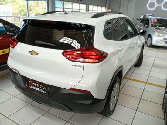 CHEVROLET-TRACKER-2021