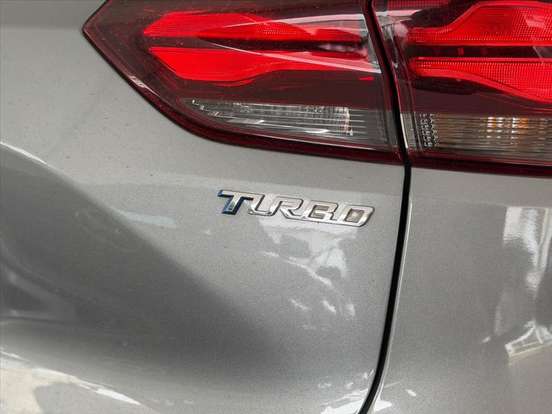 CHEVROLET-TRACKER-2024