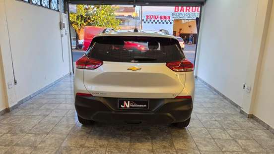 CHEVROLET-TRACKER-2021