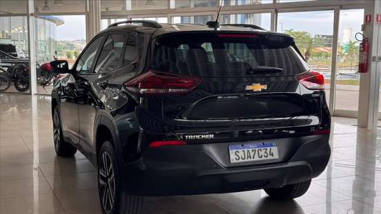 CHEVROLET-TRACKER-2023