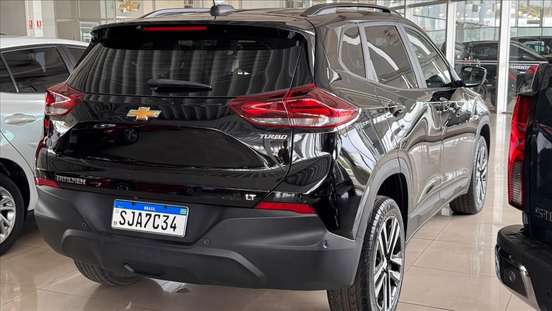 CHEVROLET-TRACKER-2023