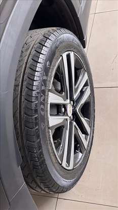 CHEVROLET-TRACKER-2023