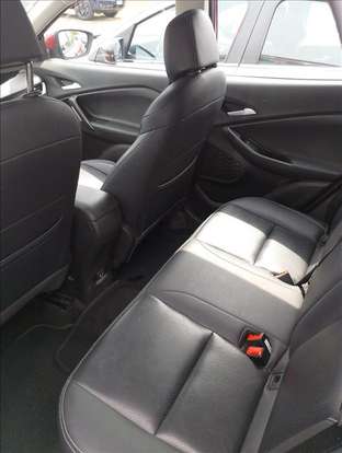 CHEVROLET-TRACKER-2024