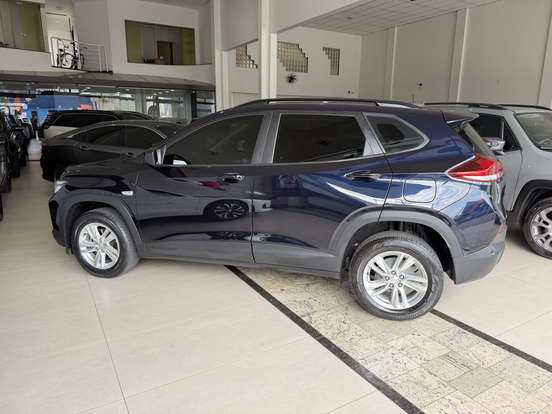CHEVROLET-TRACKER-2022