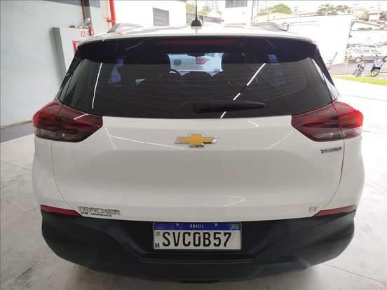 CHEVROLET-TRACKER-2024