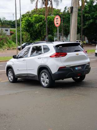 CHEVROLET-TRACKER-2020