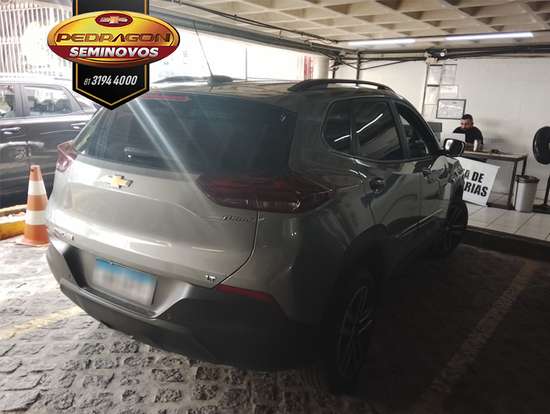 CHEVROLET-TRACKER-2023
