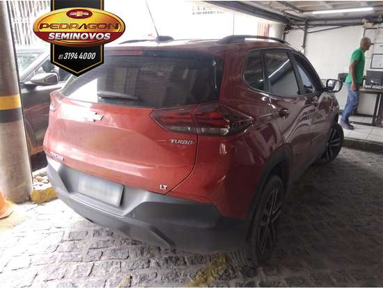 CHEVROLET-TRACKER-2023