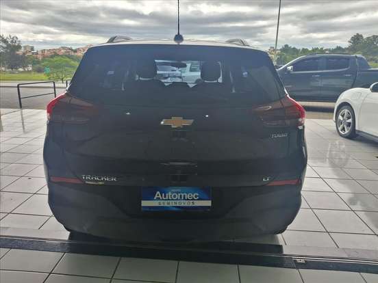 CHEVROLET-TRACKER-2023